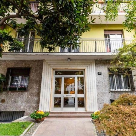Elegante Appartamento In Zona Tortona-Solari Milano Esterno foto