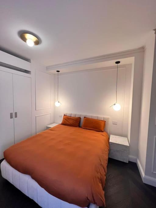 Elegante Appartamento In Zona Tortona-Solari Milano Esterno foto